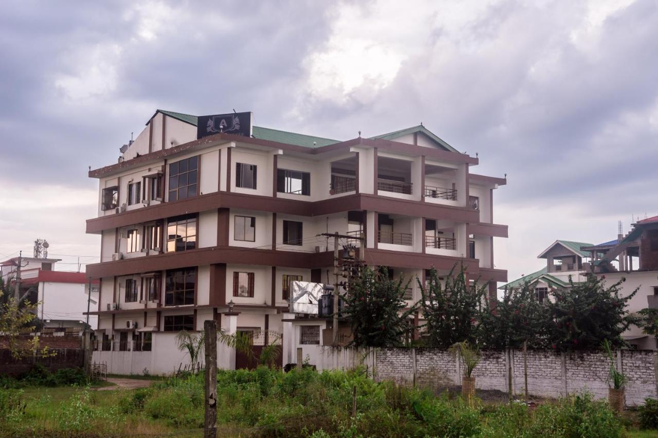 Hotel Aatreyee Дібругарх Екстер'єр фото